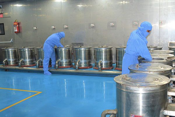 Refrigeration and crystallisation unit