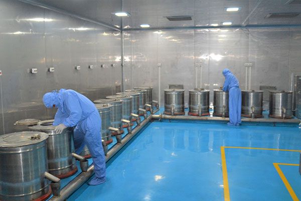 Refrigeration and crystallisation unit