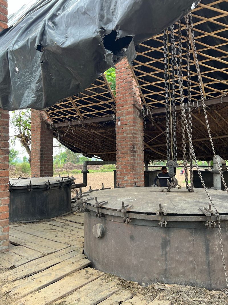 Field distillation unit